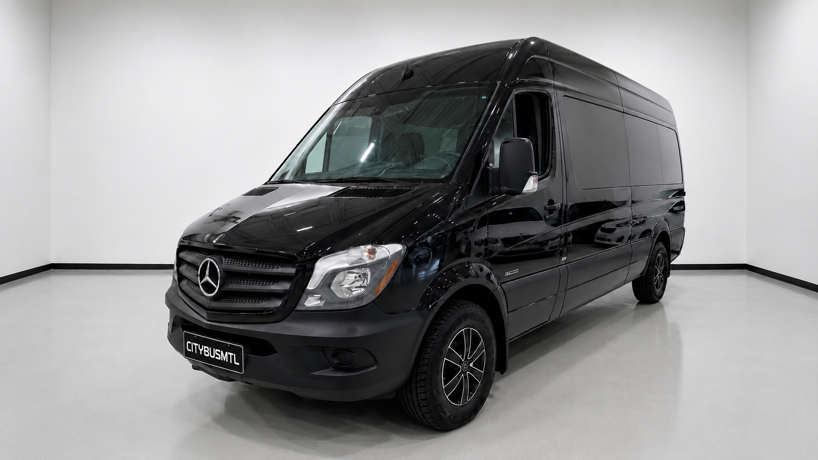 Mercedes Sprinter — Jusqu'à 12 passagers